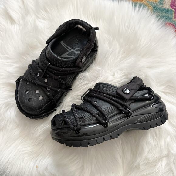 NWOT Rauw Alejandro x Crocs Mega Crush Clog in Black w/ Extra Laces - Picture 1 of 11